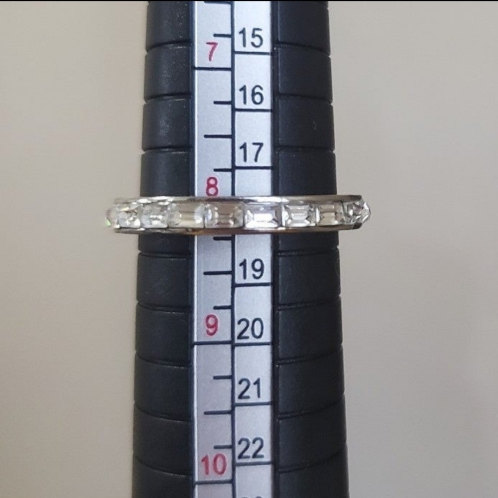 Ann Taylor silvertone crystal ring, women's size 8